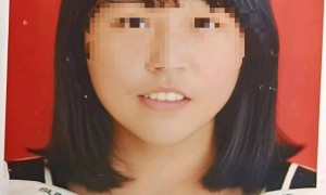 山东女幼师出租屋遇害，室友因撞见行凶者被杀，室友父亲：上次开庭因嫌犯情绪问题休庭